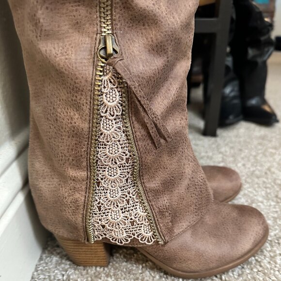 Not Rated Foldover Boots Brown & Lace - Picture 6 of 8